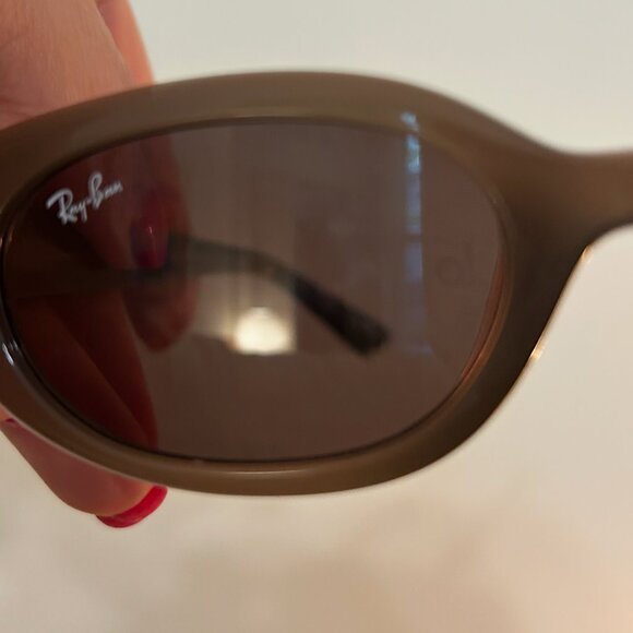 Ray Ban Oval sunglasses - Picture 2 of 5